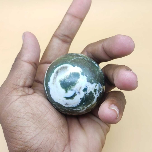 Natural White Color Healing Energy Agate Gemstone Sphere Ball For Yoga And Gift